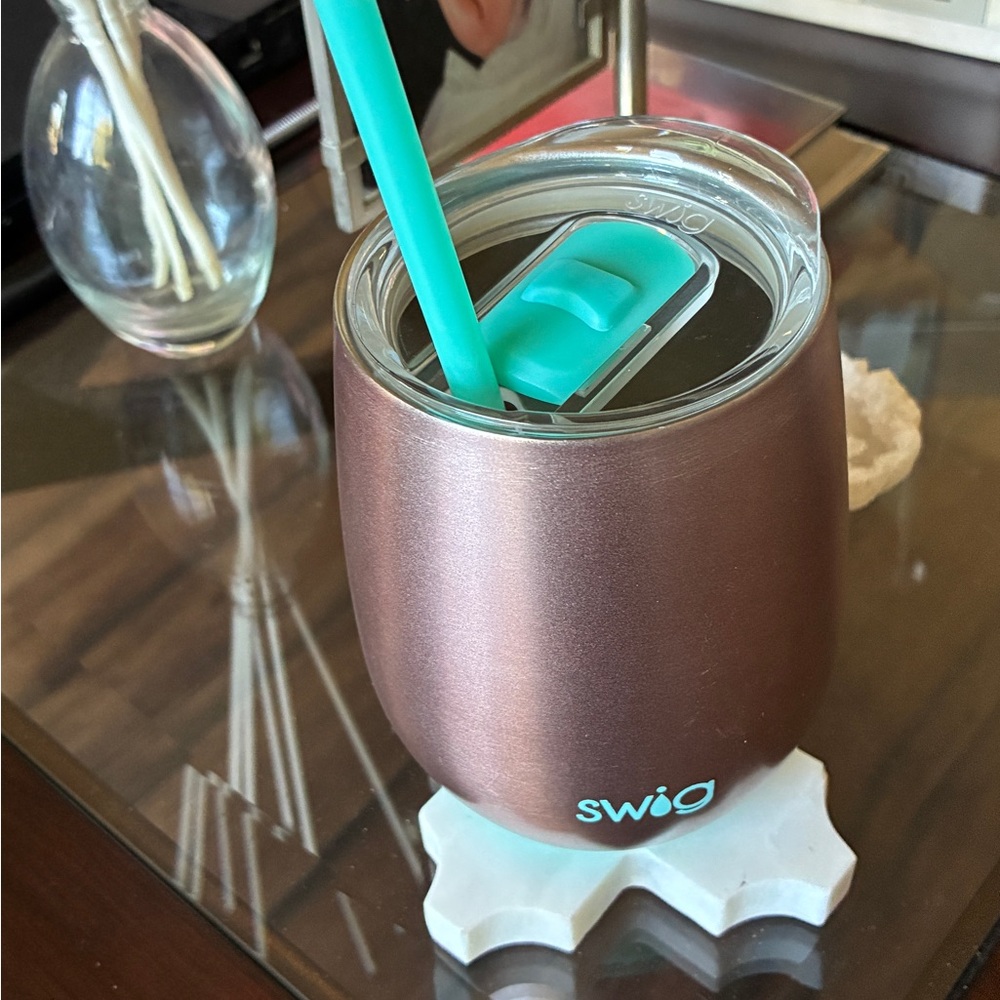 EUC! Swig Rose Gold and Turquoise Tumbler with Lid and Straw